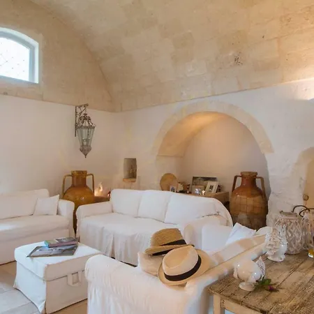Trulli&dimore - Casale Boara * モットラ
