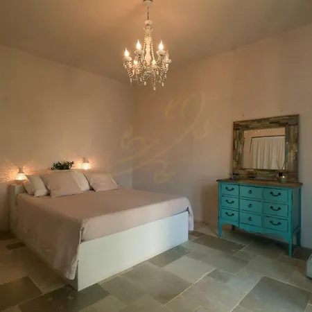 Trulli&dimore - Casale Boara モットラ
